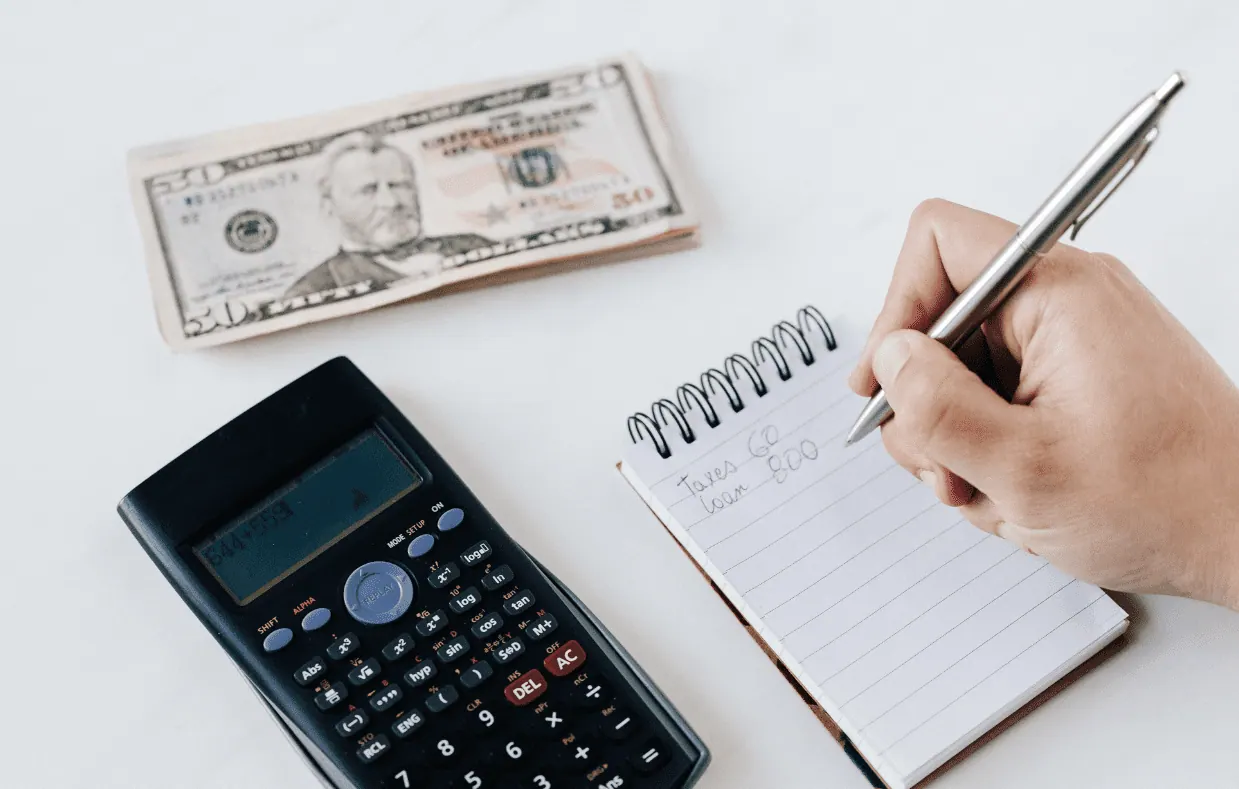 person planning a budget - finding the perfect home