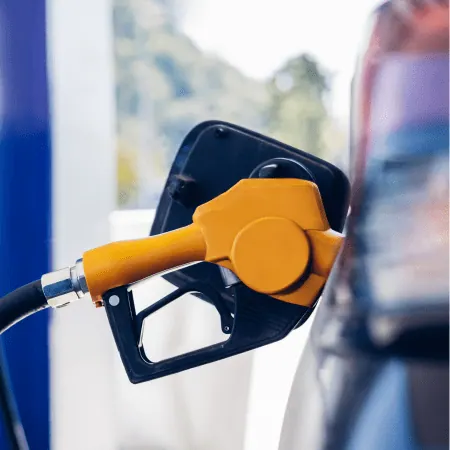 filling up gas - cost of living in virginia beach